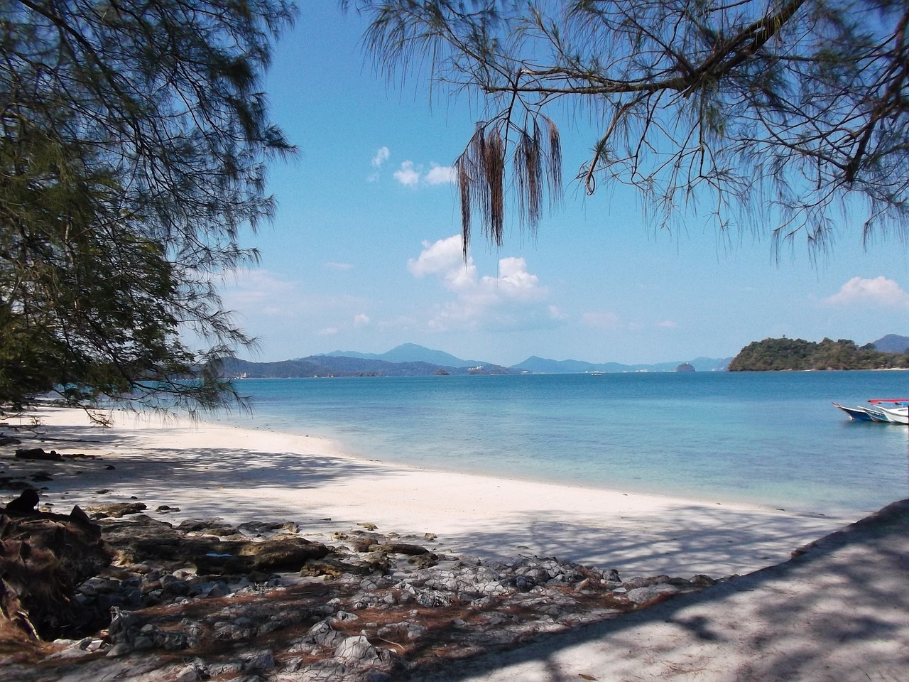 Découverte de Langkawi en 4 jours : Plages, Téléphérique, Geopark et Shopping à Kuah